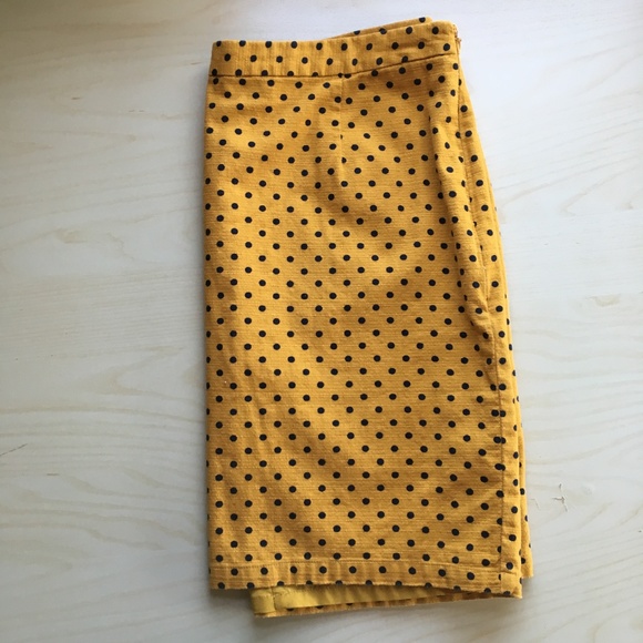 GAP Dresses & Skirts - GAP Yellow Pencil Skirt w/Black Polka Dot SIZE 14